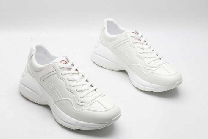 G*u*i* rhyton sneaker