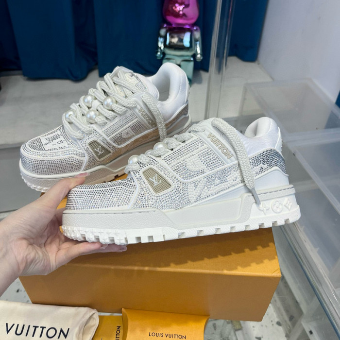 lv snekaers l0000230