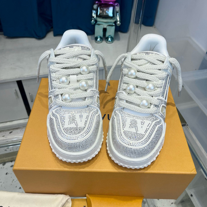 lv snekaers l0000230