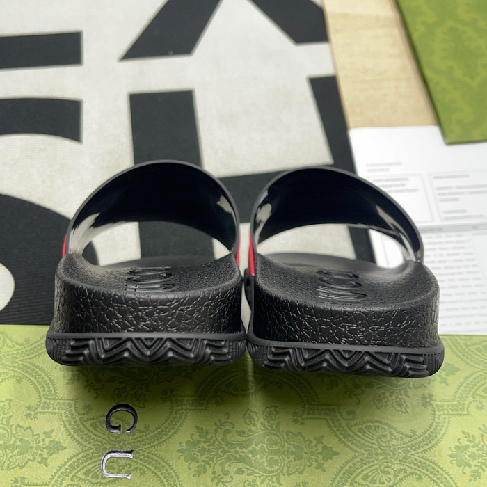 G*u*i* sandal89