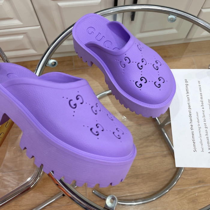 G*u*i* sandal106