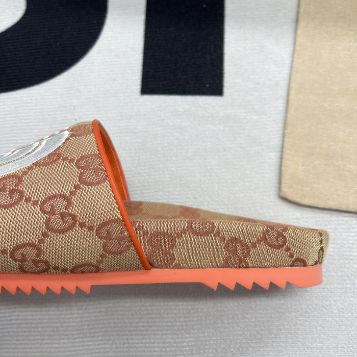 G*u*i* sandal93