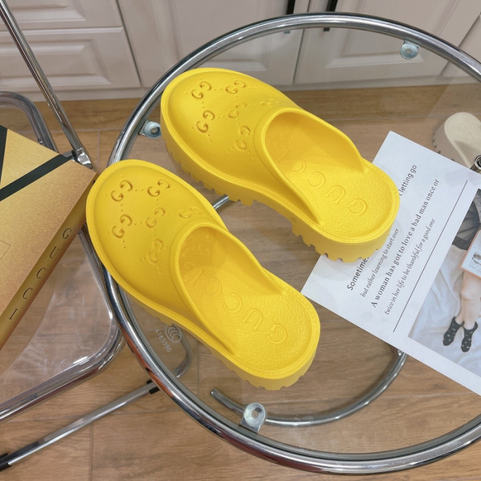 G*u*i* sandal109