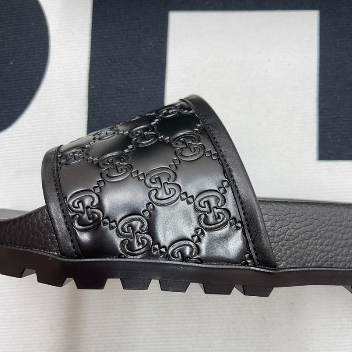 G*u*i* sandal88