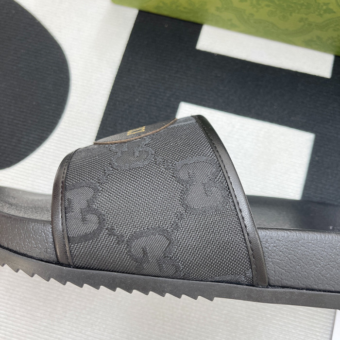 G*u*i* sandal97