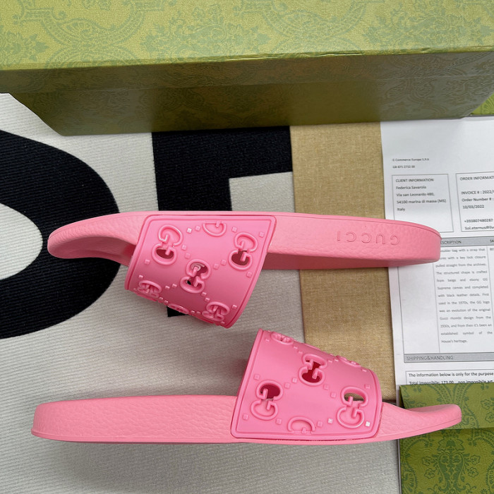 G*u*i* sandal101