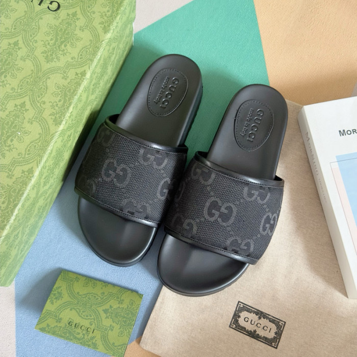 G*u*i* sandal132