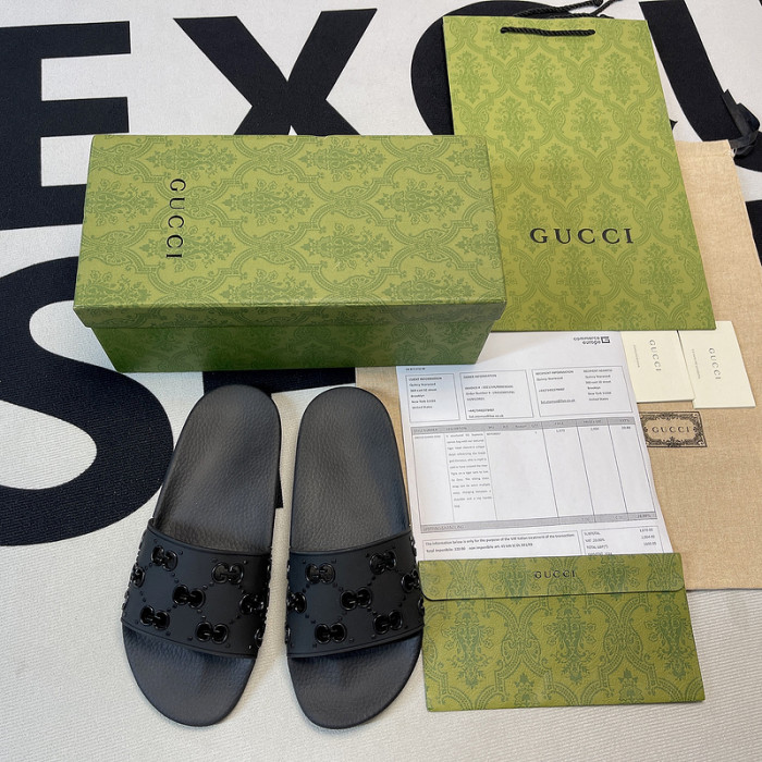 G*u*i* sandal100