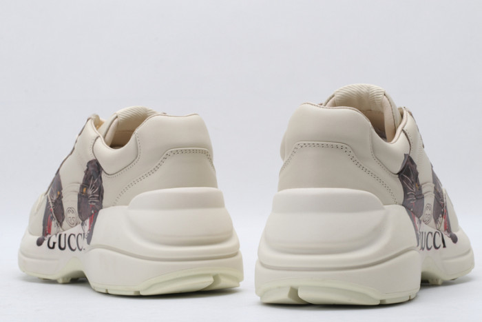 G*u*i* rhyton sneaker