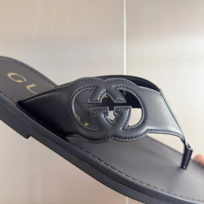G*u*i* sandal114
