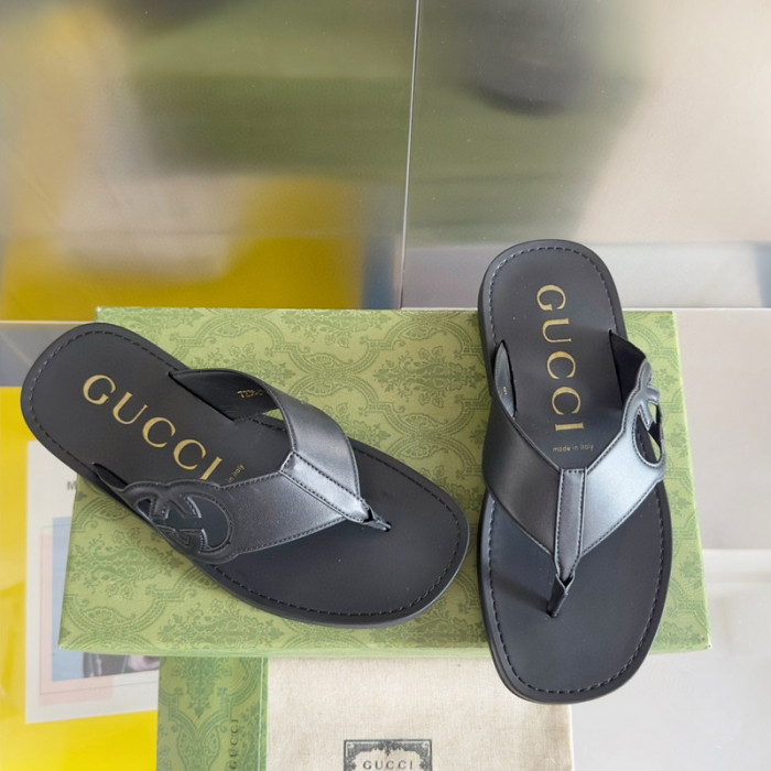 G*u*i* sandal114