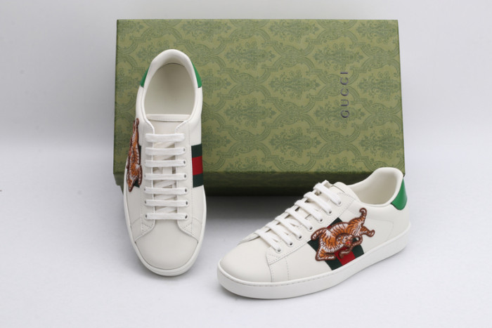 G*u*i* ace sneaker