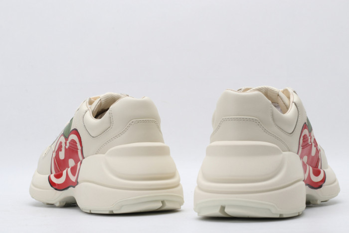 G*u*i* rhyton sneaker