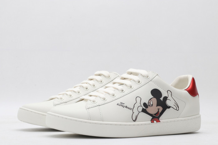 G*u*i* ace sneaker