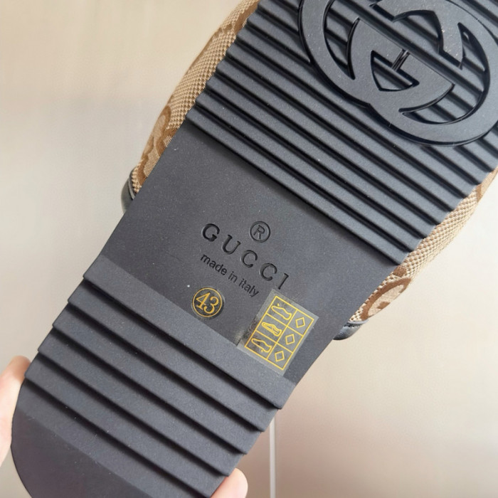 G*u*i* sandal133