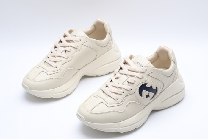 G*u*i* rhyton sneaker