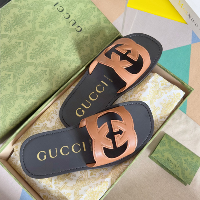 G*u*i* sandal119