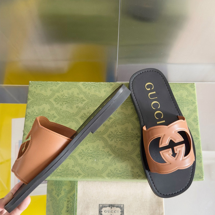 G*u*i* sandal119