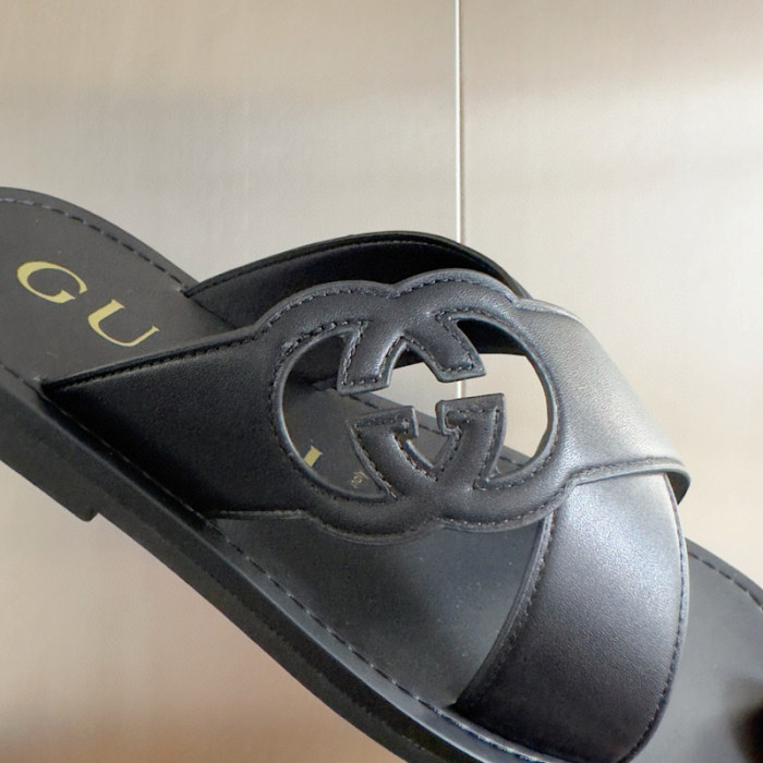 G*u*i* sandal116