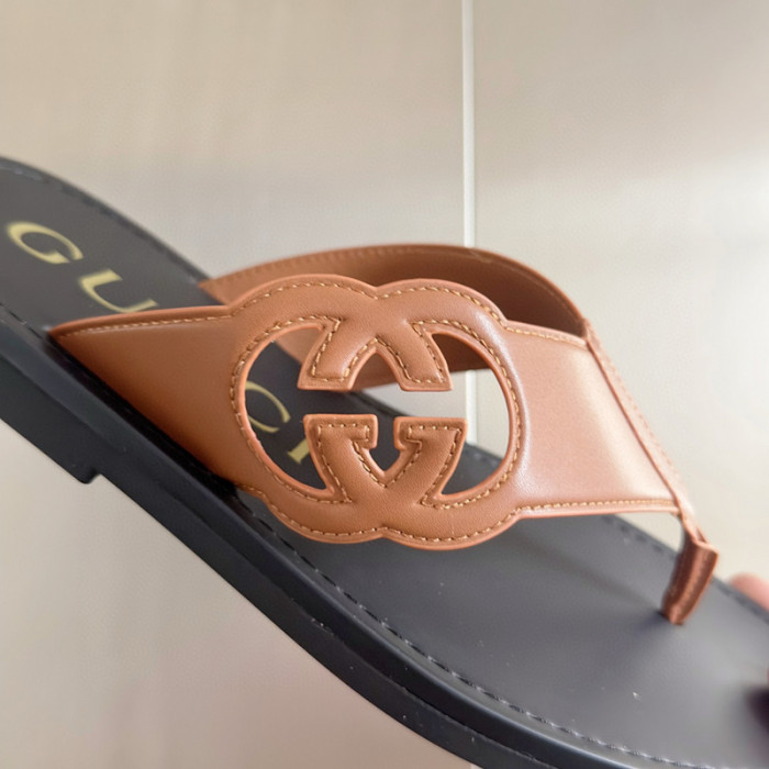 G*u*i* sandal115