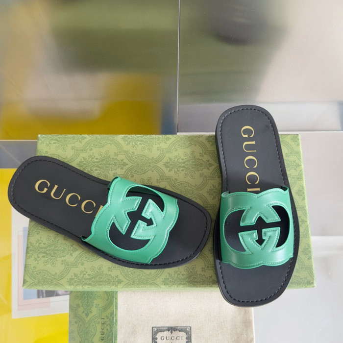 G*u*i* sandal120