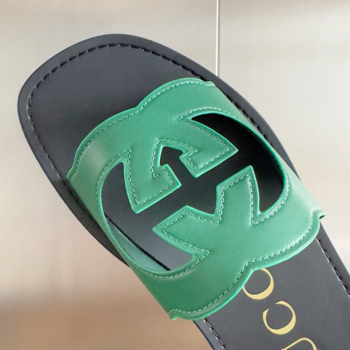 G*u*i* sandal120
