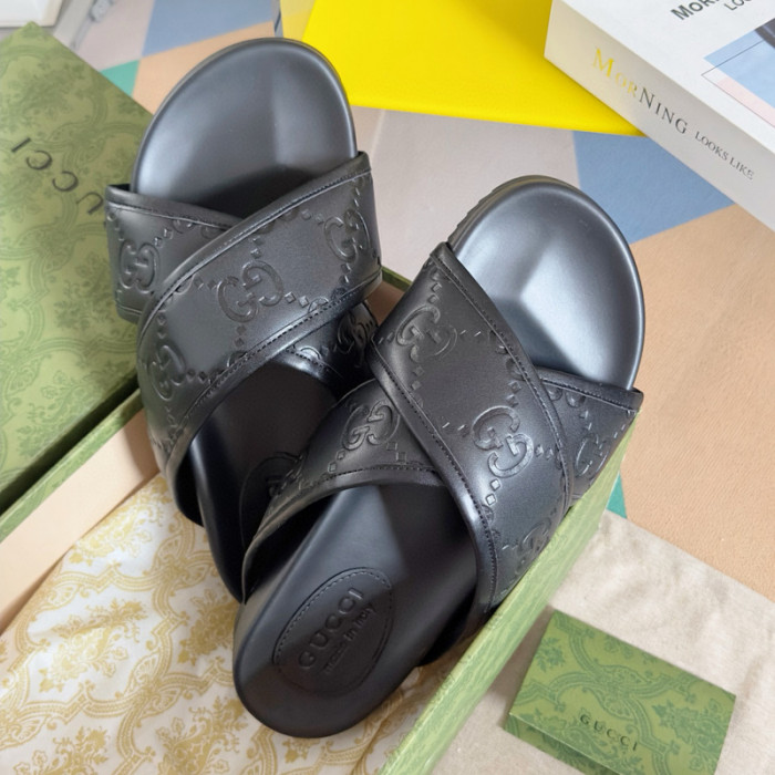 G*u*i* sandal124