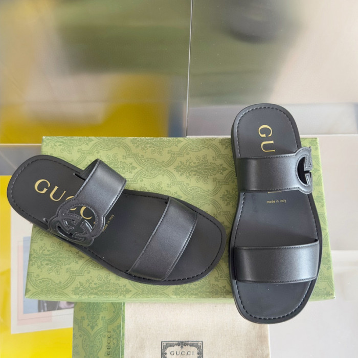 G*u*i* sandal113