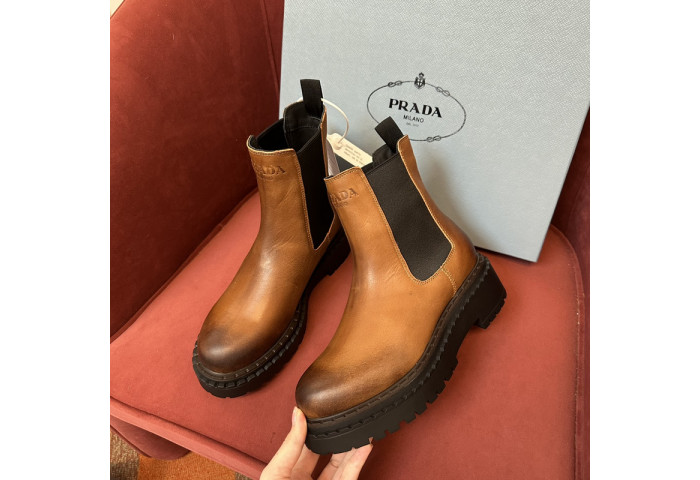 PRAD* boots P124