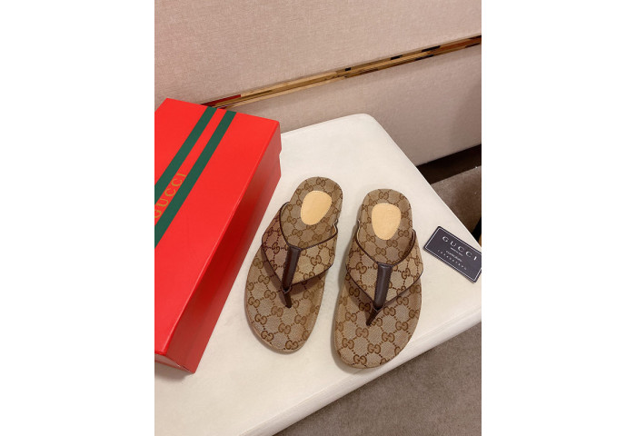G*u*i* sandal137