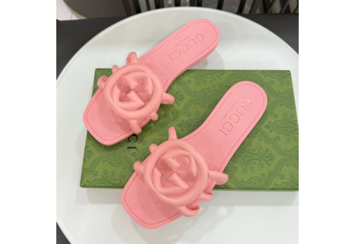 G*u*i* sandal149