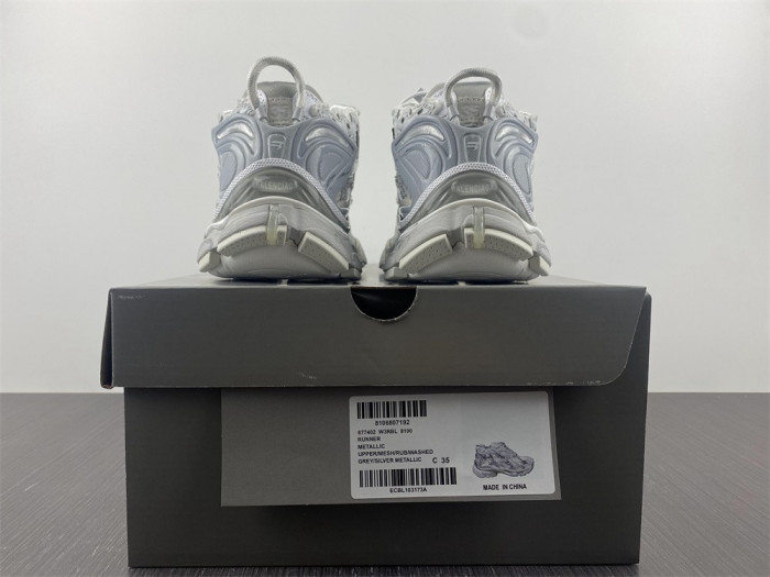 Balenciaga runner 8000018