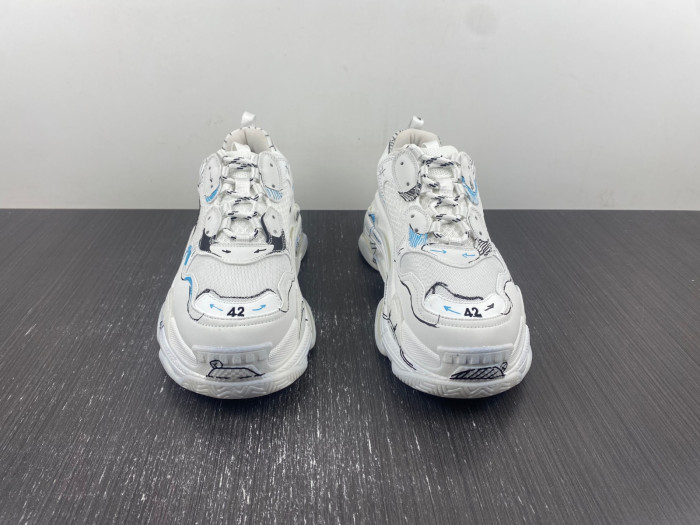 Balenciaga TRIPLE S SNEAKER 8000098