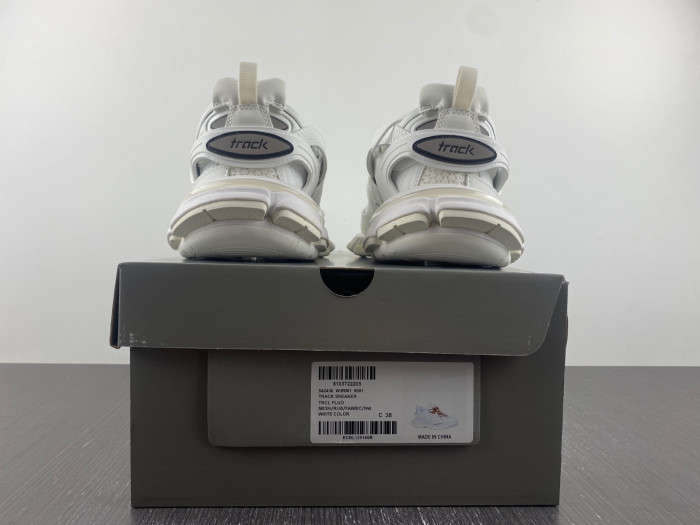 Balenciaga track 8000067