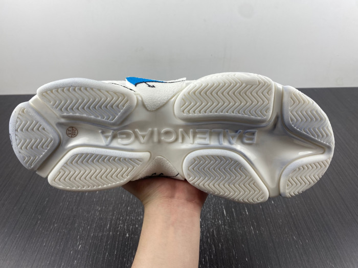 Balenciaga TRIPLE S SNEAKER 8000098