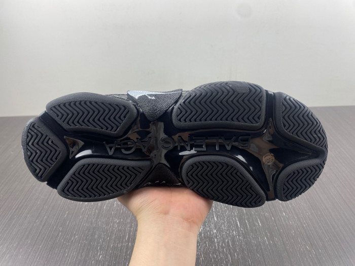 Balenciaga TRIPLE S SNEAKER 8000099