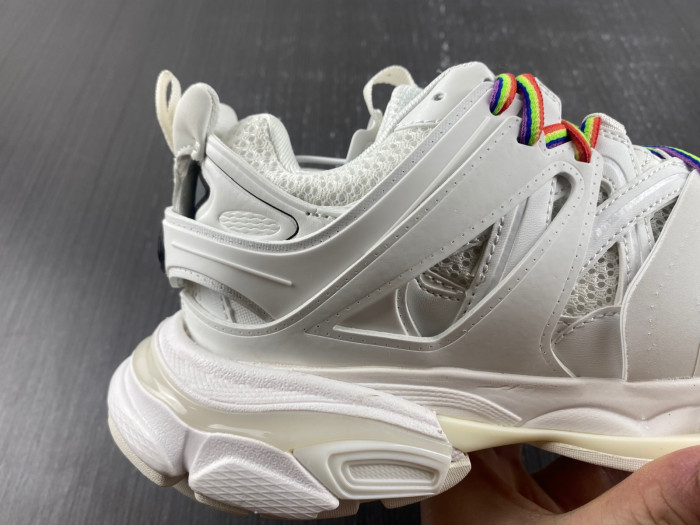 Balenciaga track 8000067