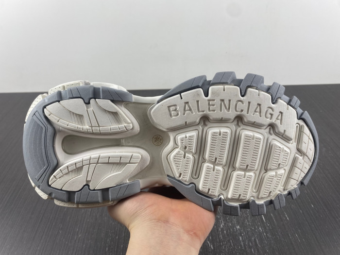 Balenciaga track 8000066
