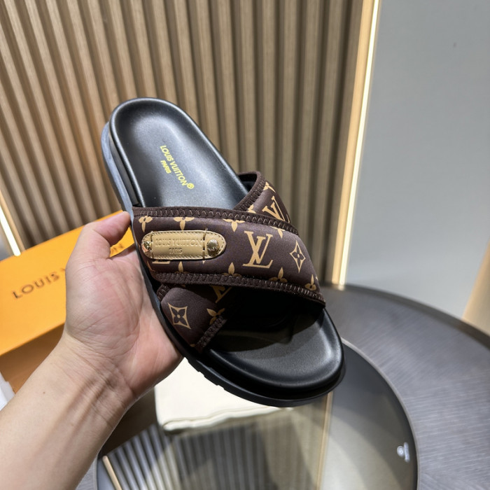 L&V sandal 156