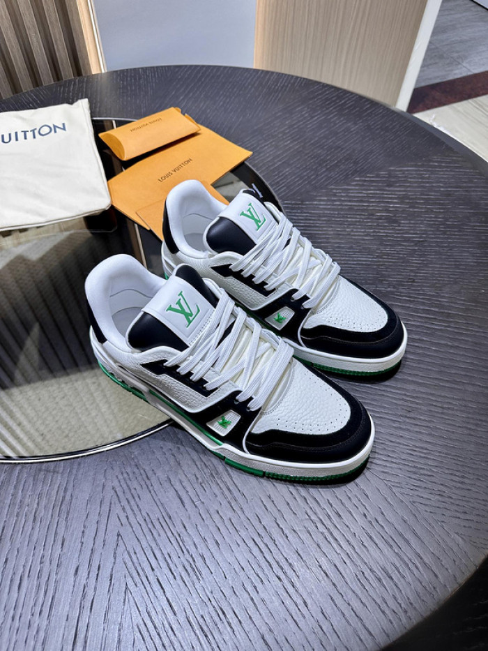 LV snekaers L0000380