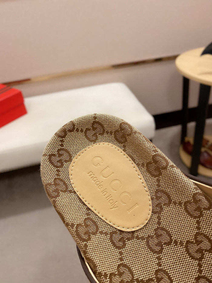 G*u*i* sandal136