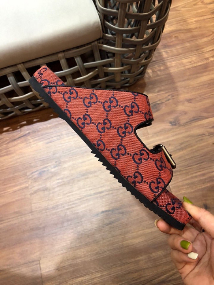 G*u*i* sandal139