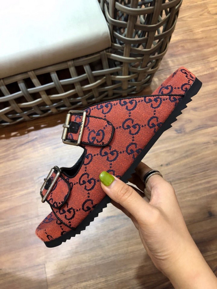 G*u*i* sandal139