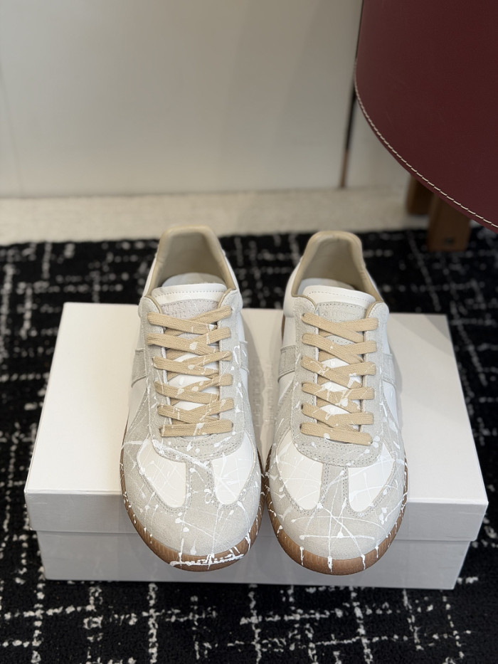 Ma1s0n Marg*e1a CALFSKIN S57WS0378