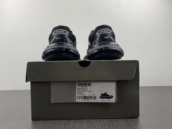 Balenciaga track W3RF1 1090