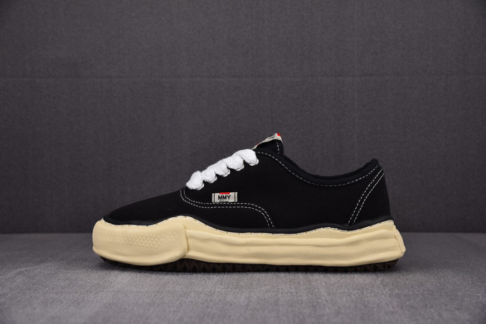 Ma*s*n mihara yasuhiro sneaker mmys35