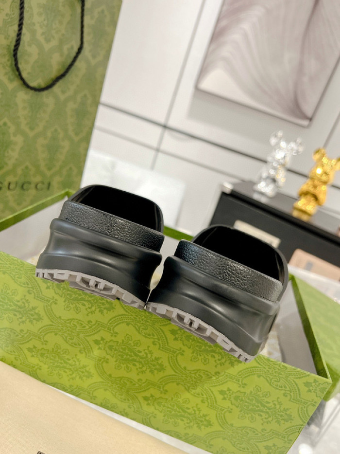 G*u*i* sandal148