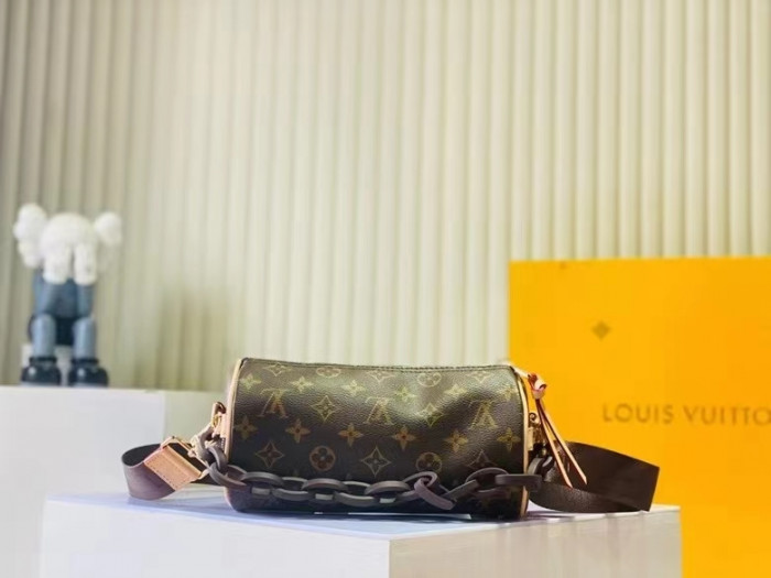 L*V BAG 04
