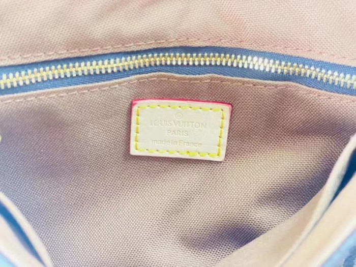 L*V BAG 03