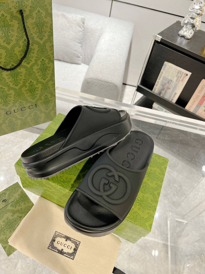 G*u*i* sandal148